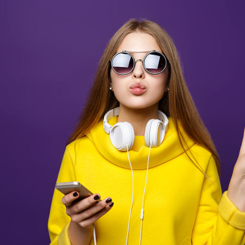 Noise-Induced Hearing Loss When It Comes to Your Teen’s Music